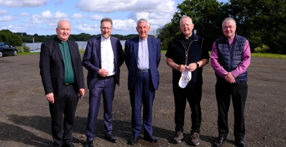 Living Water? The Challenge of the Ongoing Lough Neagh Crisis